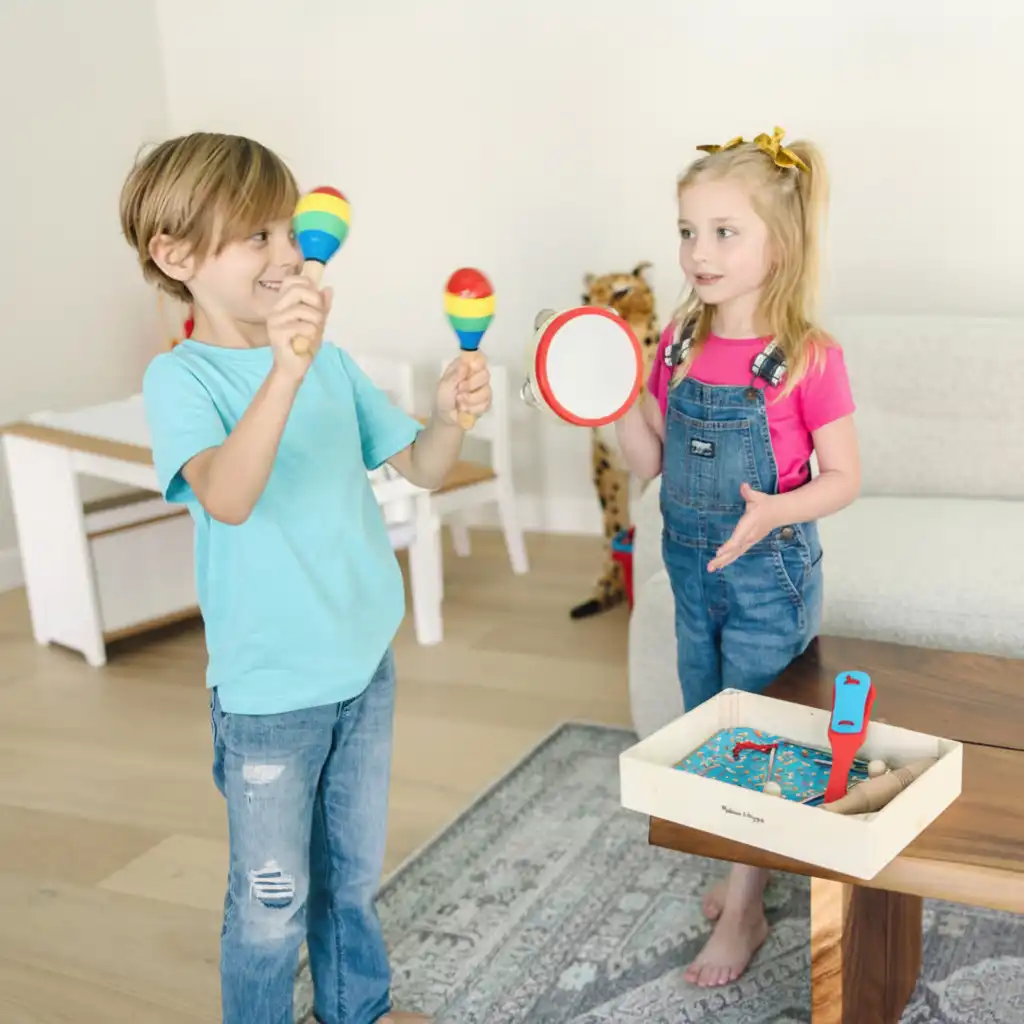 Gedetailleerd vervaardigde houten instrumenten voor een perfecte muzikale beleving van uw kinderen.