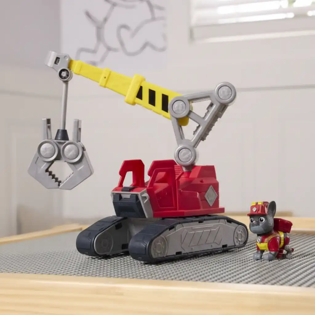 Stimuleer de kinderlijke fantasie bij het creëren van eigen bouwverhalen.