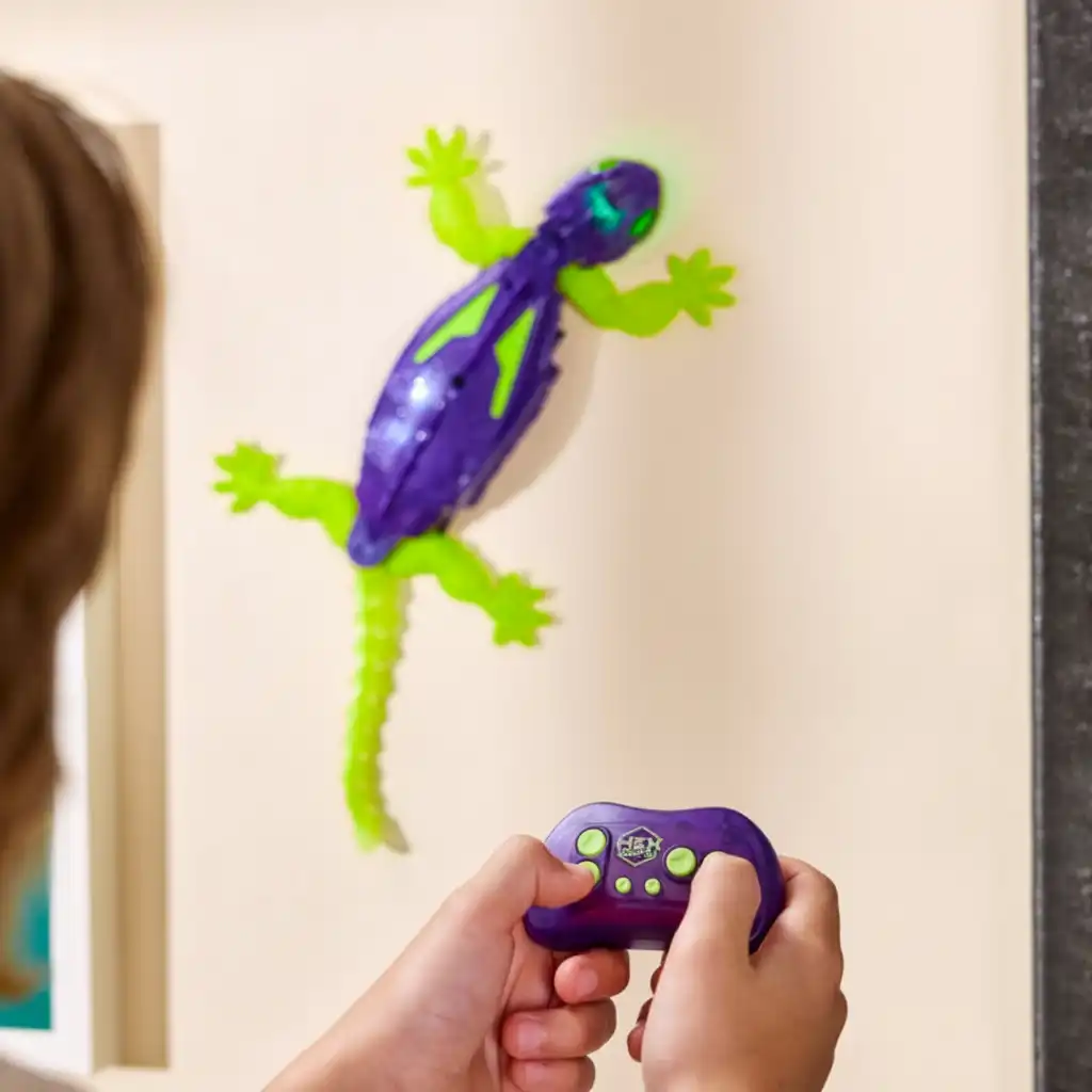 Ontdek eindeloze speelmogelijkheden op de grond en tegen de muur.